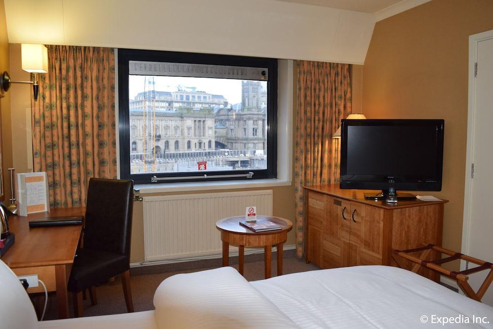 Отель Copthorne 4*