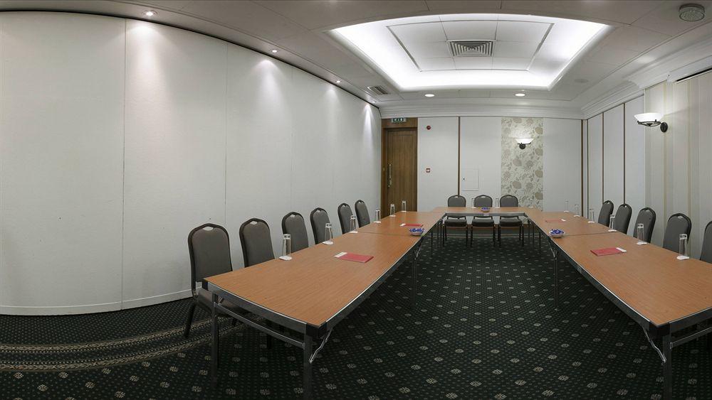 Copthorne Отель 4*